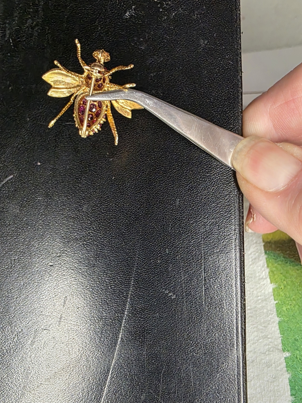 Vintage 14k Gold Ruby & Diamond Bee Brooch/Pendant - Picture 4 of 7